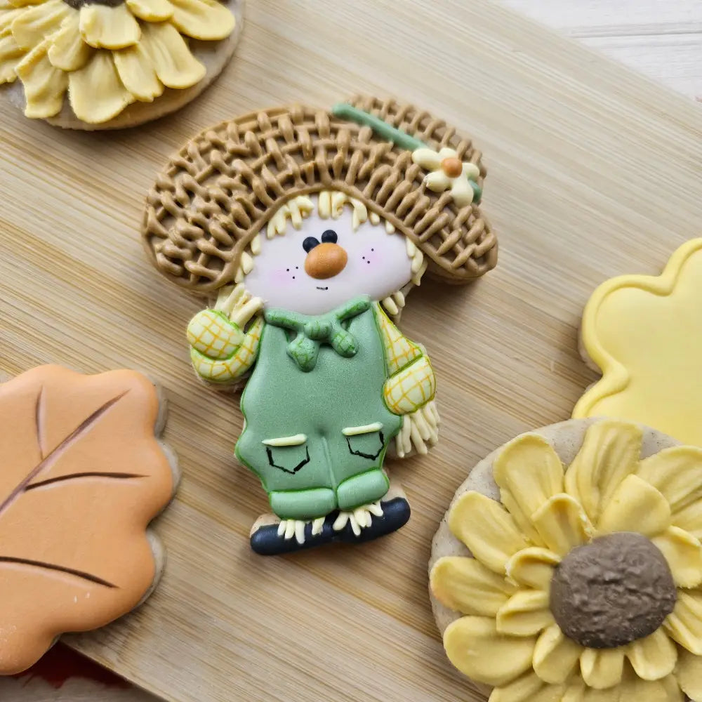Cookie Cutter STL - Tall Scarecrow - Cookie Cutter STL Files
