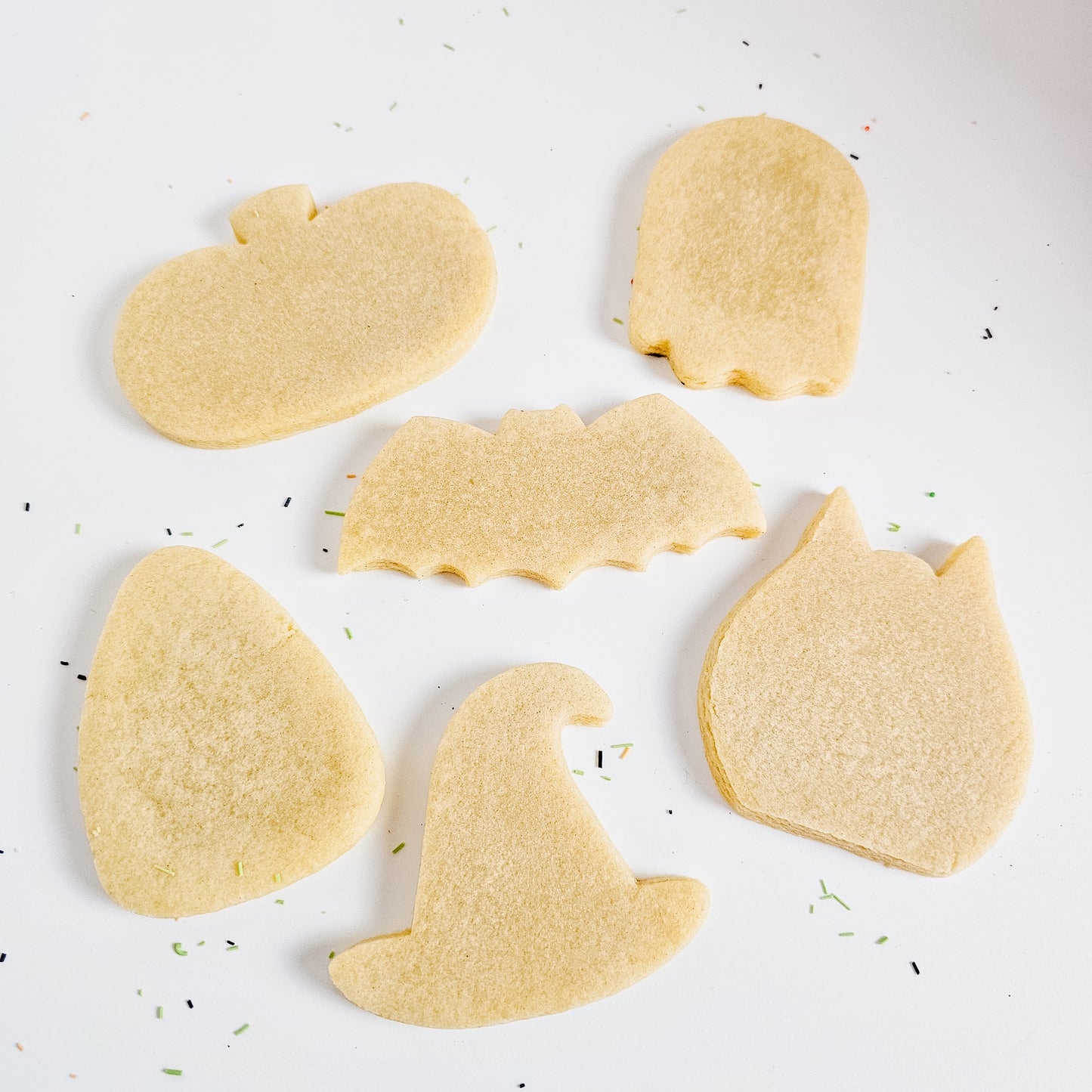 6 Halloween sugar cookies ready to be decorated